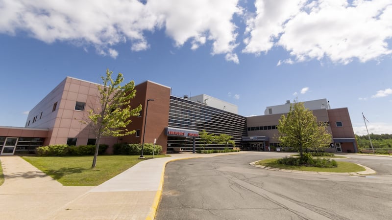 Two new surgeons hired to serve families in western New Brunswick