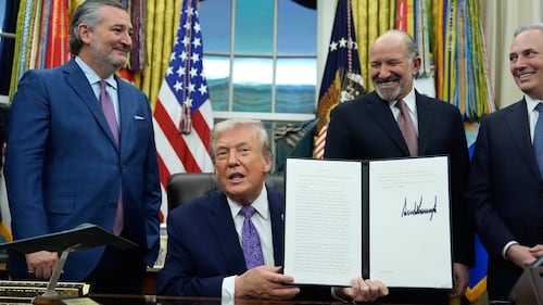Deal is reached to end Iran war and Trump orders stop to U.S. naval blockade