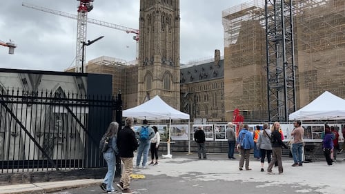 Public gets rare sneak peek behind construction on Parliament Hill