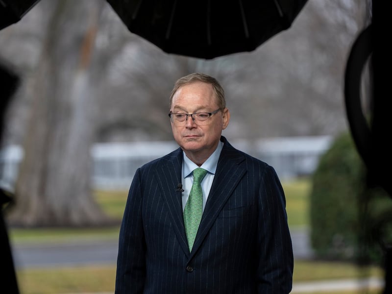 Top Trump adviser blames Alberta referendum for trade deal delay