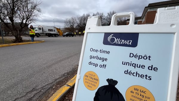 One-time garbage drop off offered to Ottawa residents amid collection delays