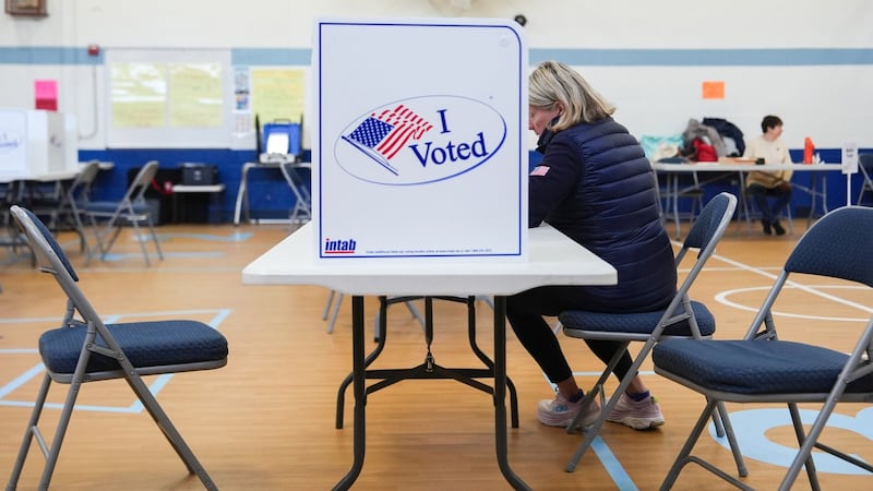 Virginia voters approve redistricting plan that could boost Democrats’ seats in Congress