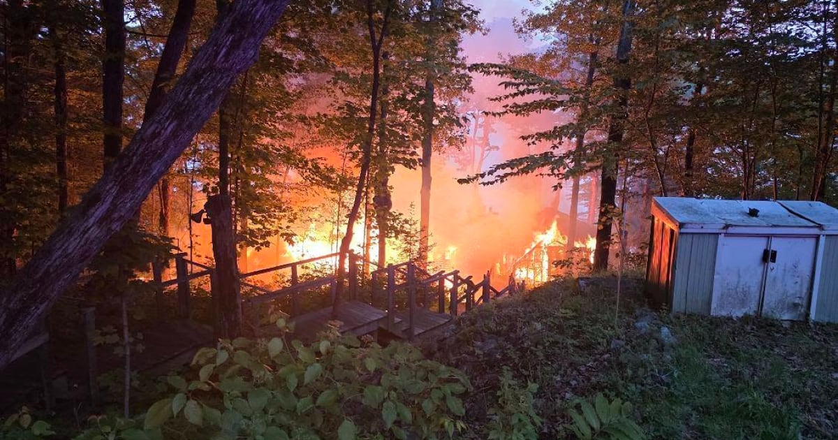 Trout Lake cottage destroyed, owner safe