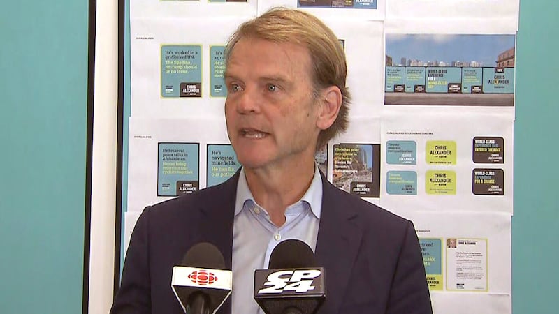 Chris Alexander drops out of Toronto mayor’s race after new poll shows him well behind Olivia Chow, Brad Bradford