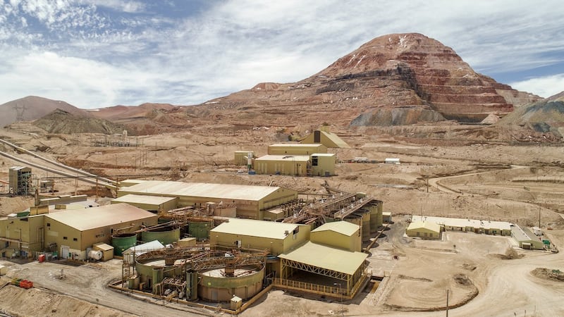 Kinross shares down more than 10% after lowering gold production forecast