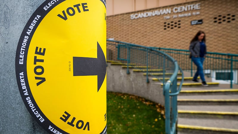 Albertans’ vote reignites push from provinces for more control over immigration