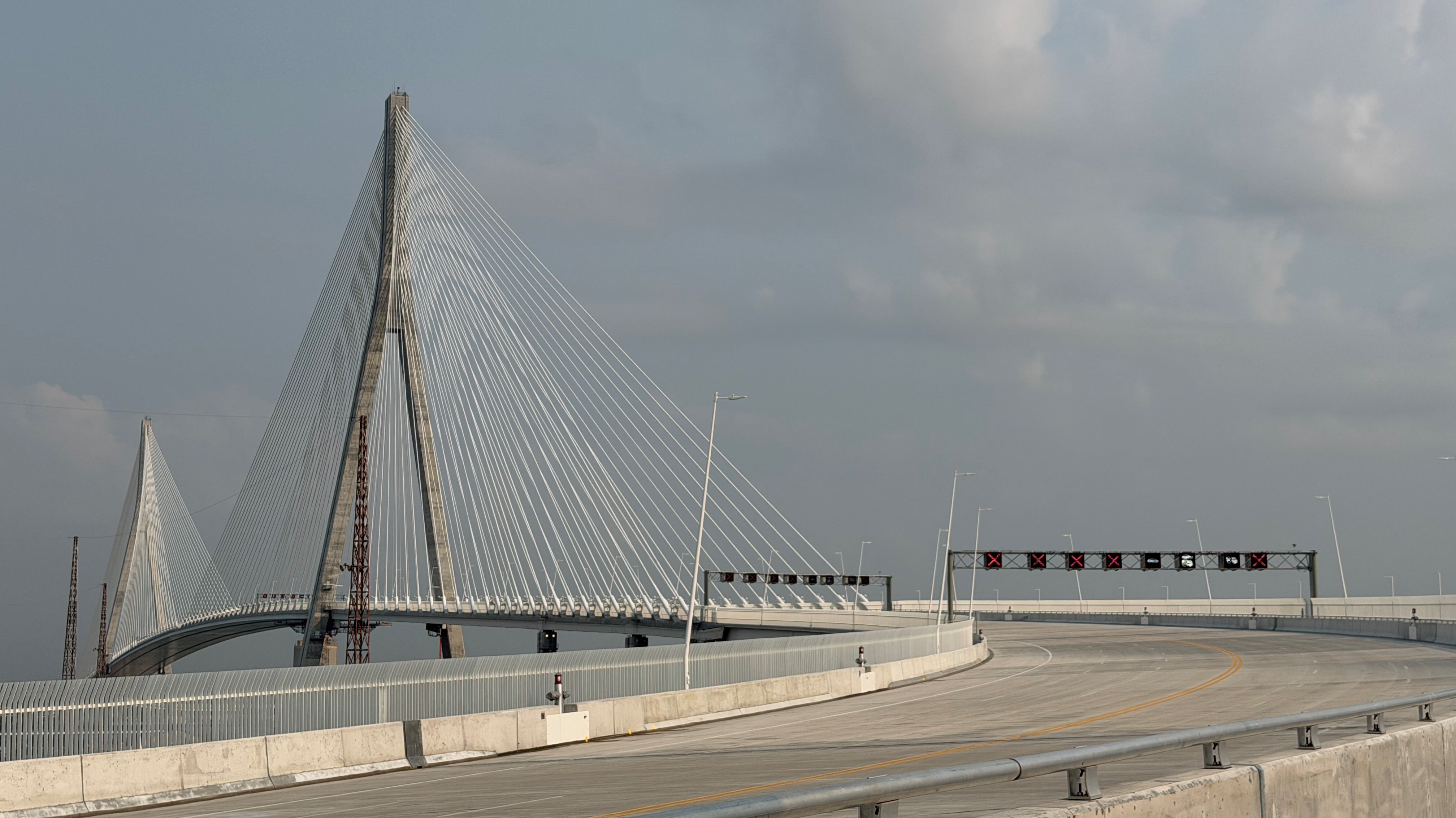 A ‘moment of magic’: Bridge team reflects as Gordie Howe crossing opens