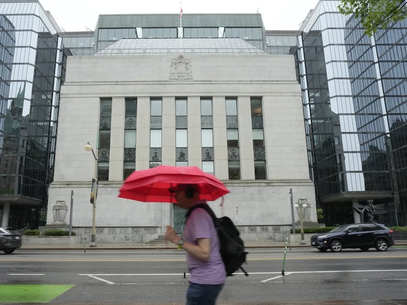 Turbulent month of economic data leaves Bank of Canada right back where it started