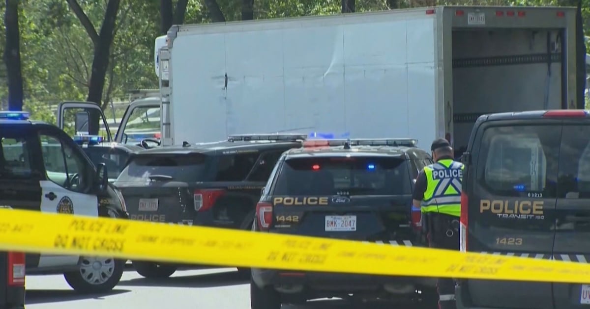 Preliminary hearing begins for police officer charged with 2nd-degree murder