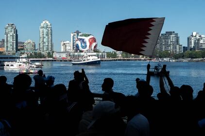 Qatar fans march