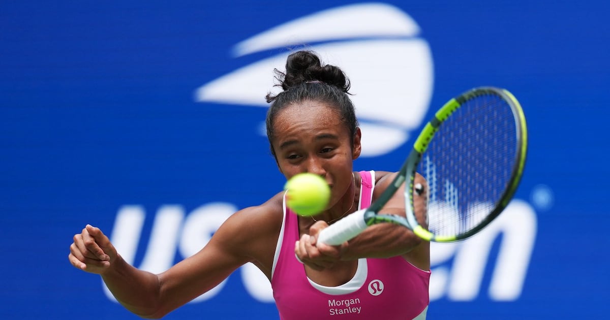Photo: ctvnews.ca Leylah Fernandez, of Canada, returns the ball to Jessica Pegula, of the United States, during the third round of the U.S