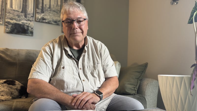 Waterloo man warns of fraudulent cellphone orders after account compromised twice