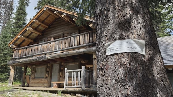 ‘Walk into a piece of Canadian history’: New plans for boarded-up historic lodge in B.C.