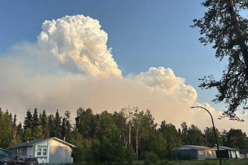 ‘Still feel like I’m evacuated’: Some residents of northern Manitoba town still unable to return home