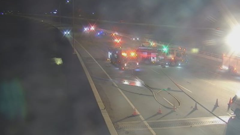 4 dead, including 1 child, in late-night Calgary crash