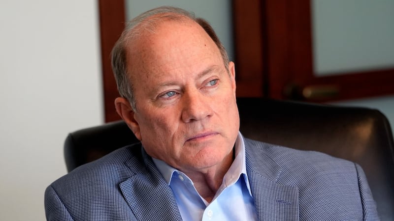 Former Detroit Mayor Duggan cites toxic political climate, suspending his run for Michigan governor