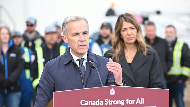 Albertans head to polls in historic referendum on whether they want to stay in Canada