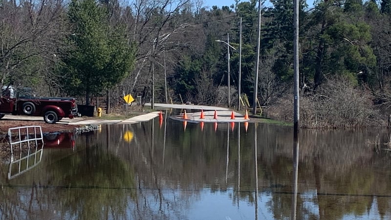 Reprieve from rain, flood warnings remain in place in Muskoka