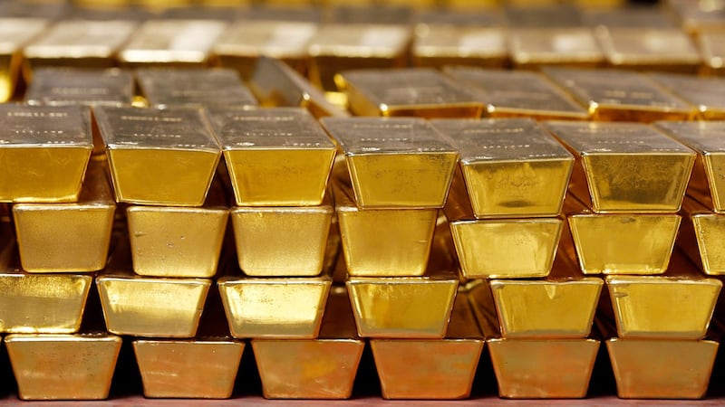 Dutch bank shifts 86 tonnes of gold from U.S., Canada to U.K.