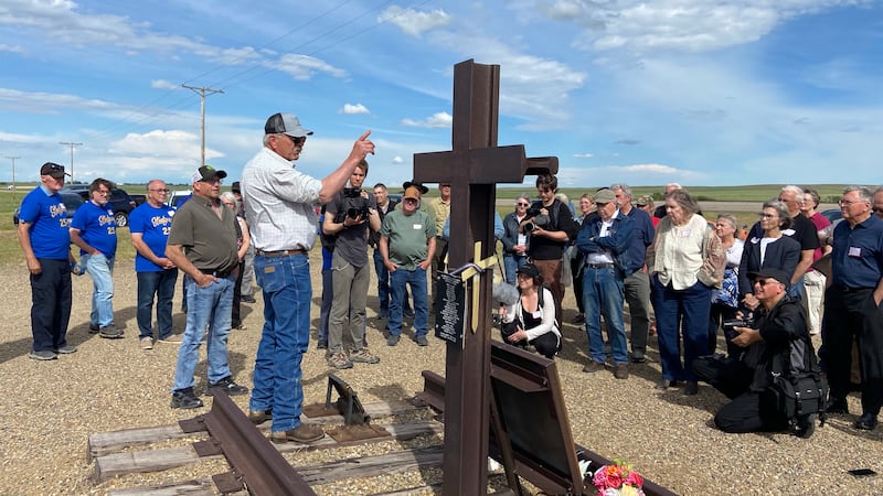 Sask. memorial honouring 1980 CP rail crew bus crash expands on Highway 16