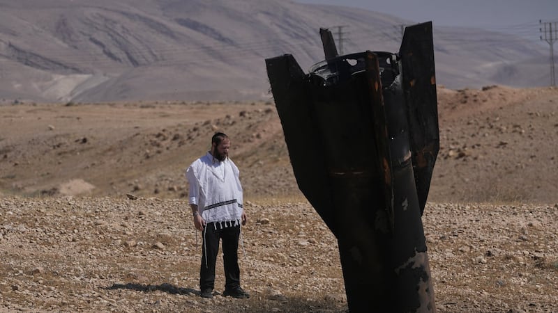 Israel and Iran appear to pause strikes after trading fire for the first time since April ceasefire