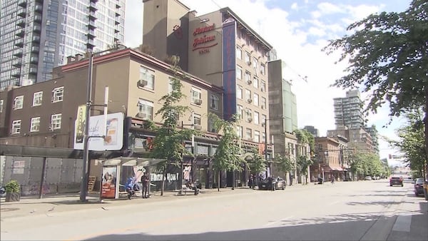 SRO fire sends two to hospital in Vancouver’s Downtown