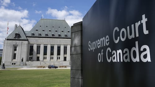 Chief justice says farewell to retiring Martin, reflects on top court's relocation