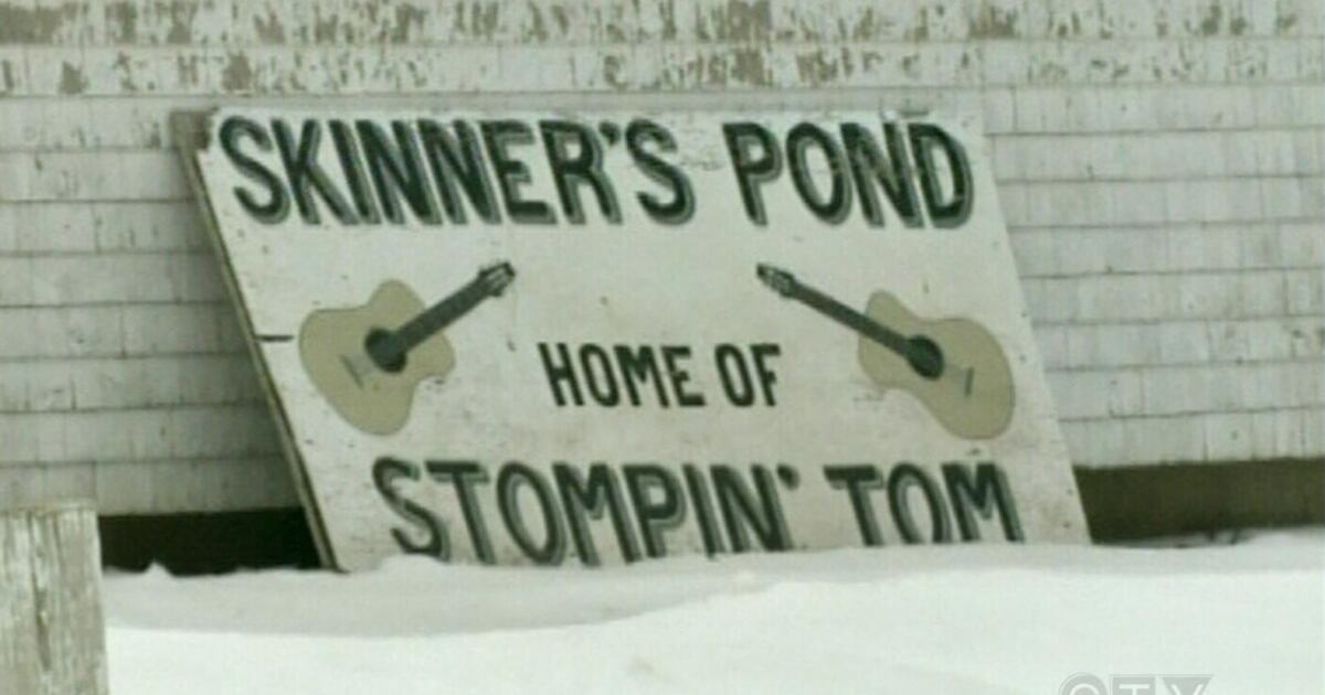 Islanders proud of Stompin' Tom ties