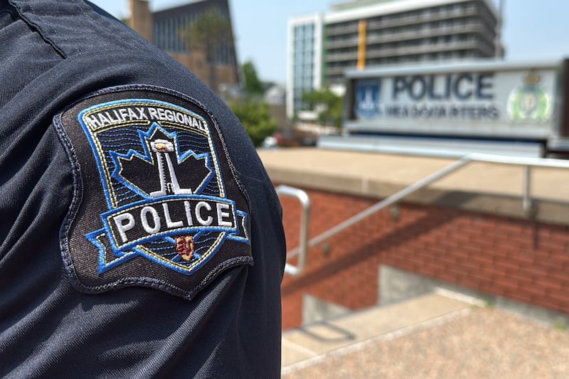 Police looking for group of youths after 16-year-old stabbed in Halifax