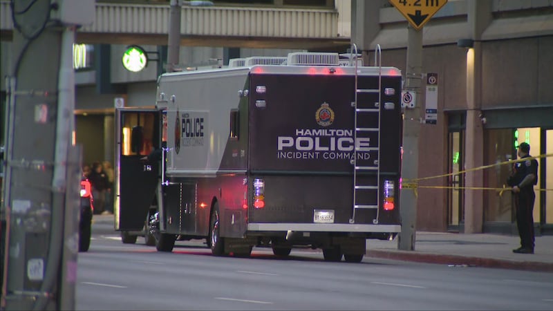 Police get court order to ID teen wanted in fatal Hamilton mall shooting