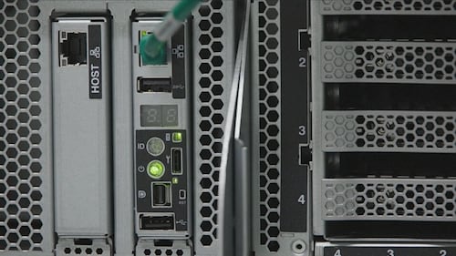 Sault approves motion pausing approval of data centres