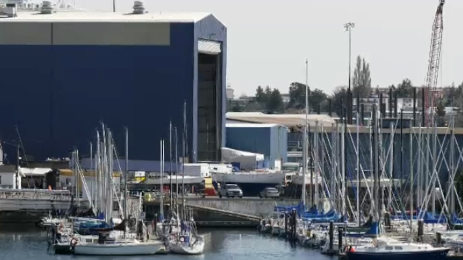 6 Fire On Rode Fire breaks out on Canadian navy sub undergoing retrofit