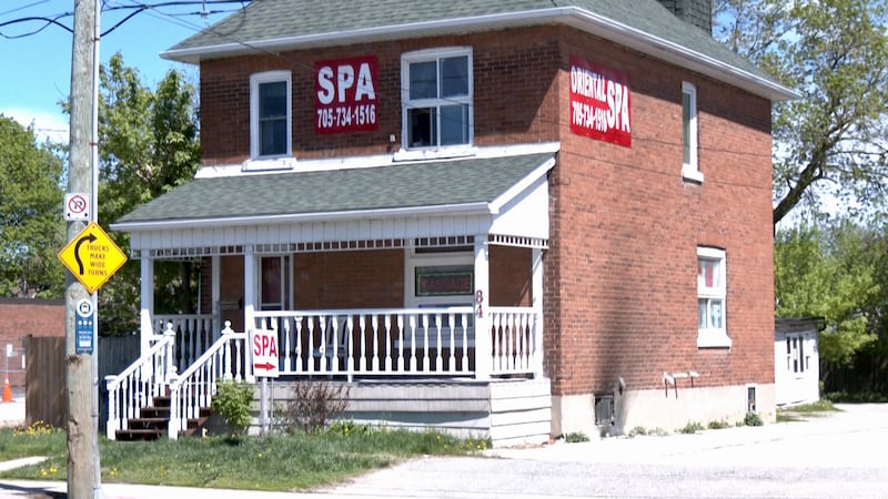 Woman arrested after suspicious early-morning fire: Police