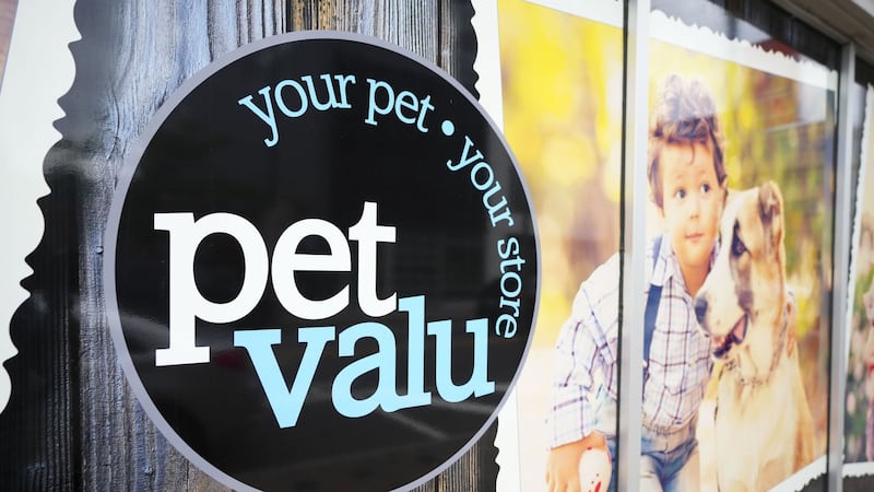 Pet Valu reports first-quarter profit down from a year ago, trims profit outlook
