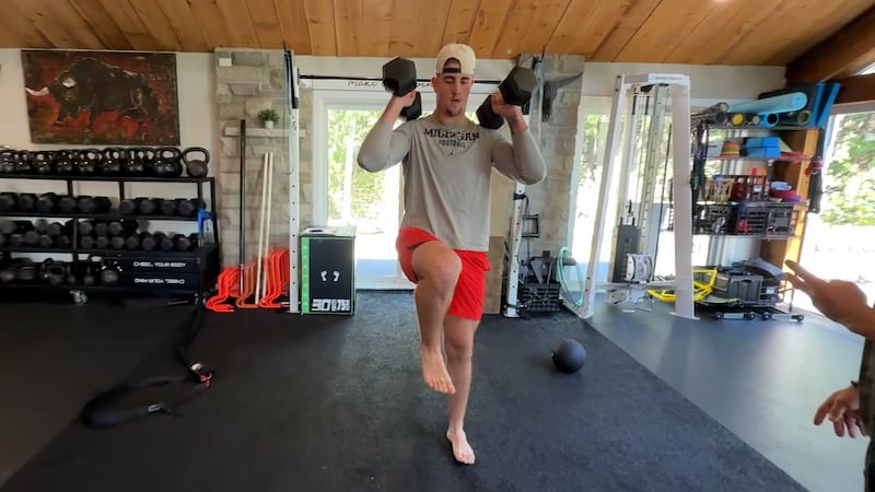 After 39 college offers, a rising football star from Gatineau is taking the next step