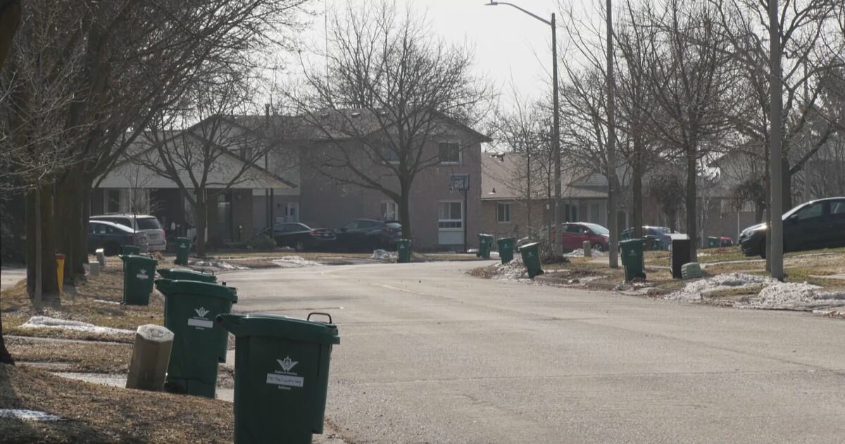 Waterloo Parcel Collection Waterloo Region pleads for patience amid waste collection backlog – CTVNews