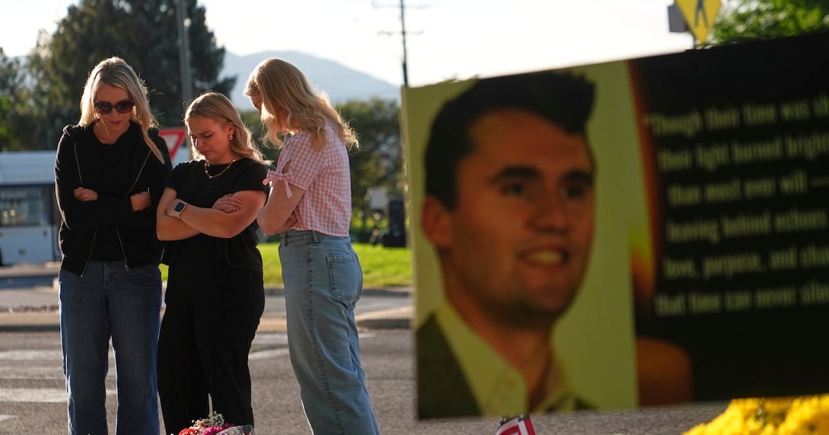 Charlie Kirks Familie sagt, dass Sicherheitslücken von Beamten in Utah zu ...