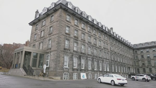 Montreal private school for students with learning challenges may close due to massive debt