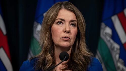 CTV National News: Are there political risks for Premier Smith amid separation question push?