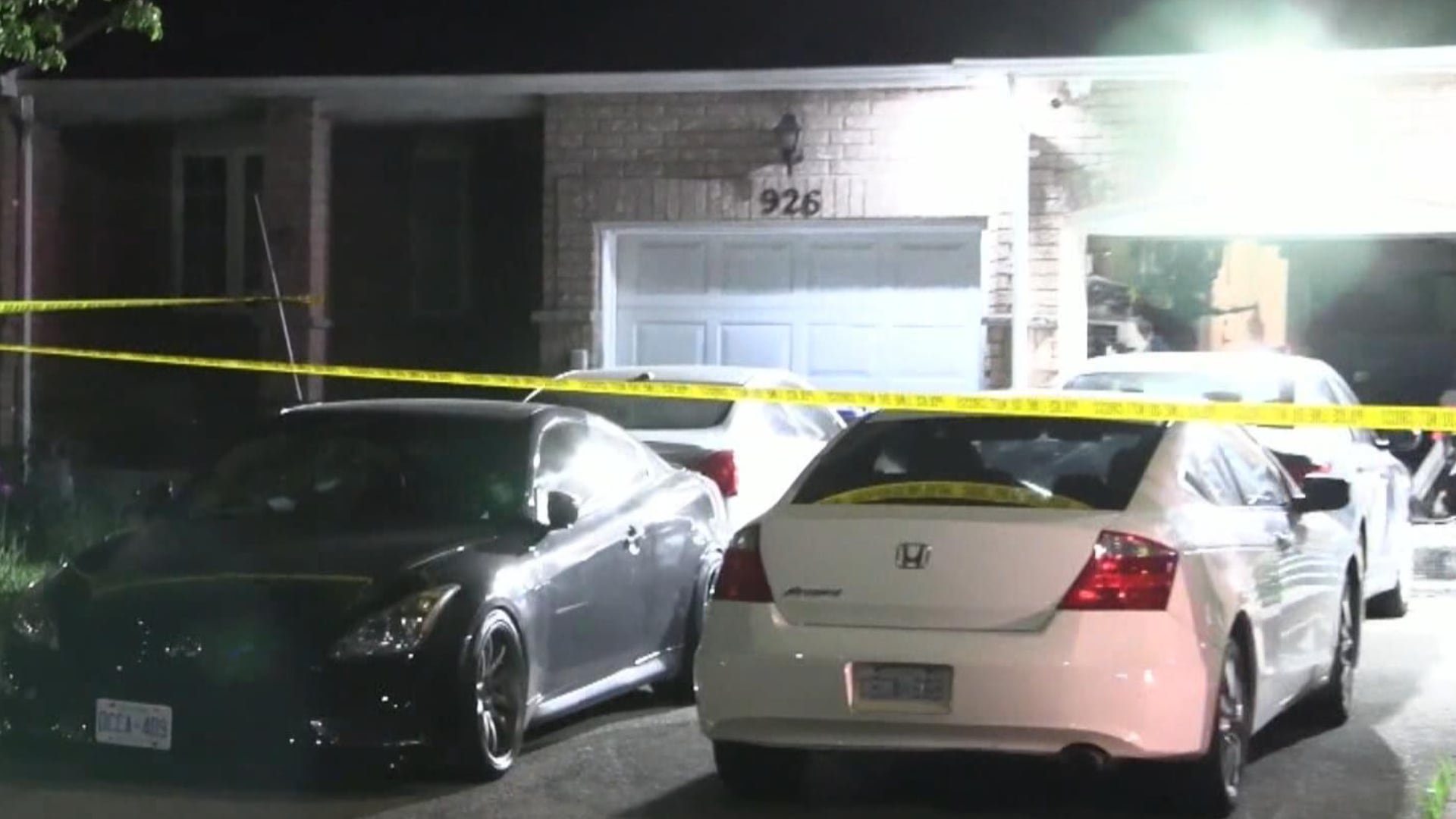 Two people injured in Mississauga neighbourhood stabbing