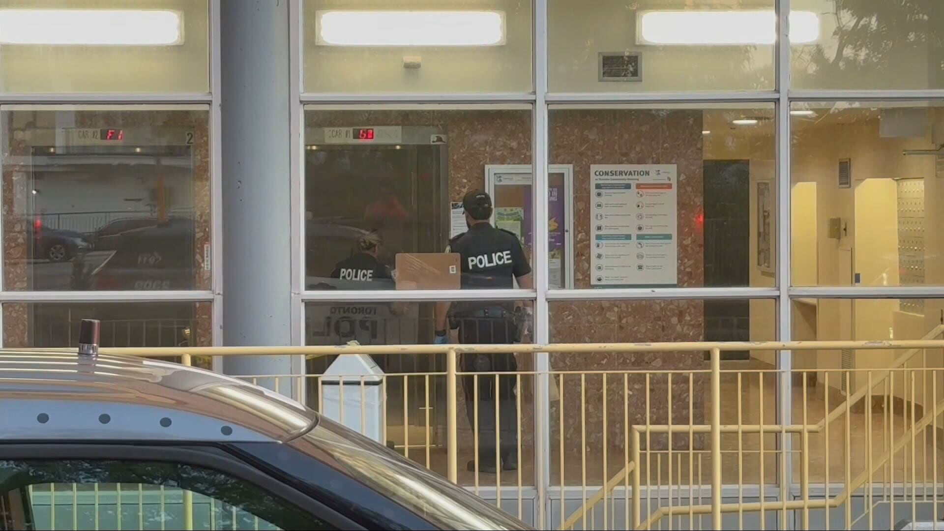 Man dead after one gunshot wound at Toronto housing complex