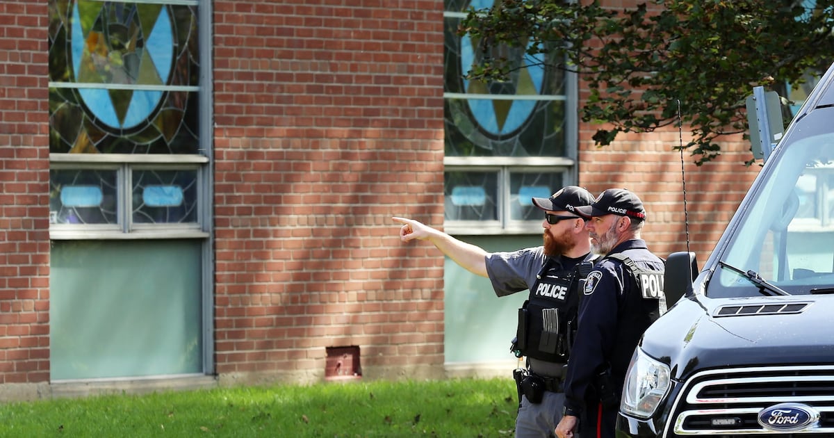 Belleville shooting suspect dies - CTV News