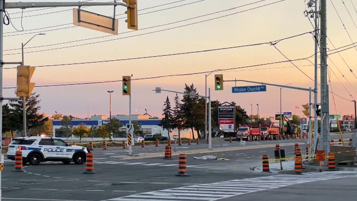 Mississauga collision leaves pedestrian dead