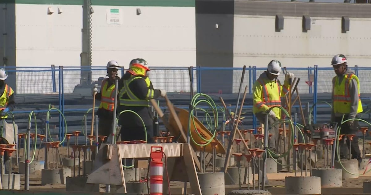 Bell marks progress on Regina-area data centre - CTV News