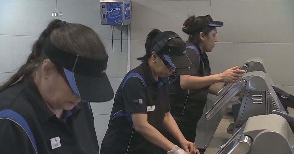 Ontario minimum wage rises to $17.95 an hour - CTV News