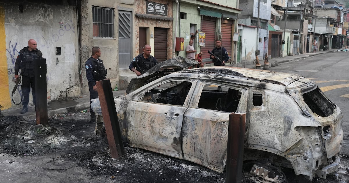Rio Rico Raid Aftermath Scenes from Rio de Janeiro’s largest-ever police raid, leading to ...